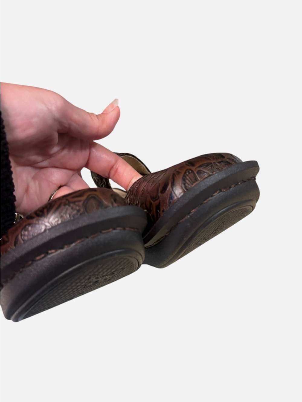 Alegria Floral Embossed Brown Mary Jane Clog Sz
38/US 8 - Picture 4 of 11